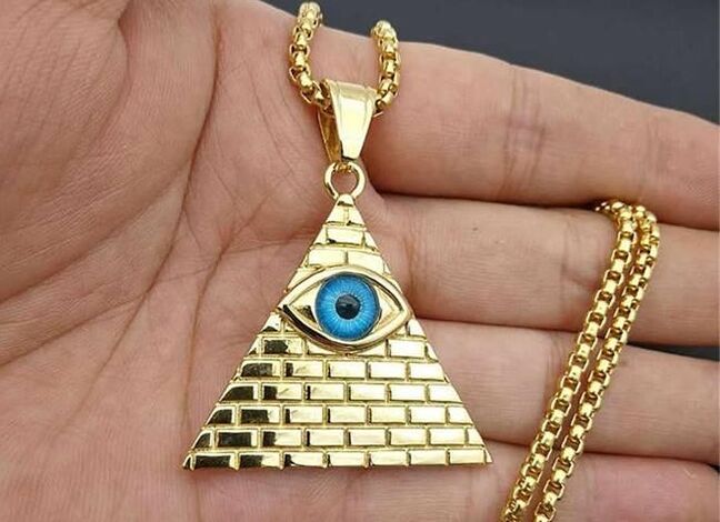 Jimat Masonic (mata sadayana ningali) dina bentuk kalung pikeun kabeungharan