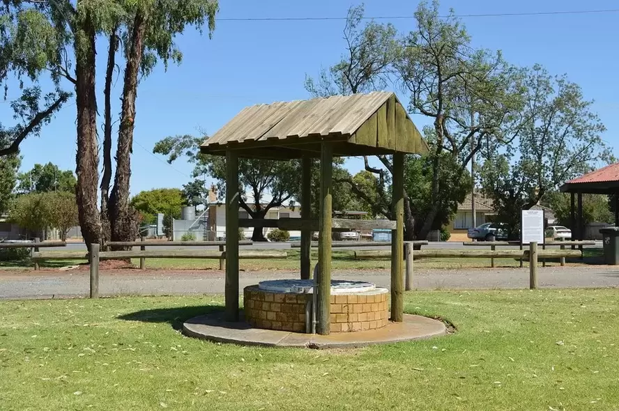 alus tuah jimat - wishing well